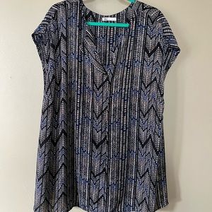 DR2 Black and Blue Chevron Tunic Top